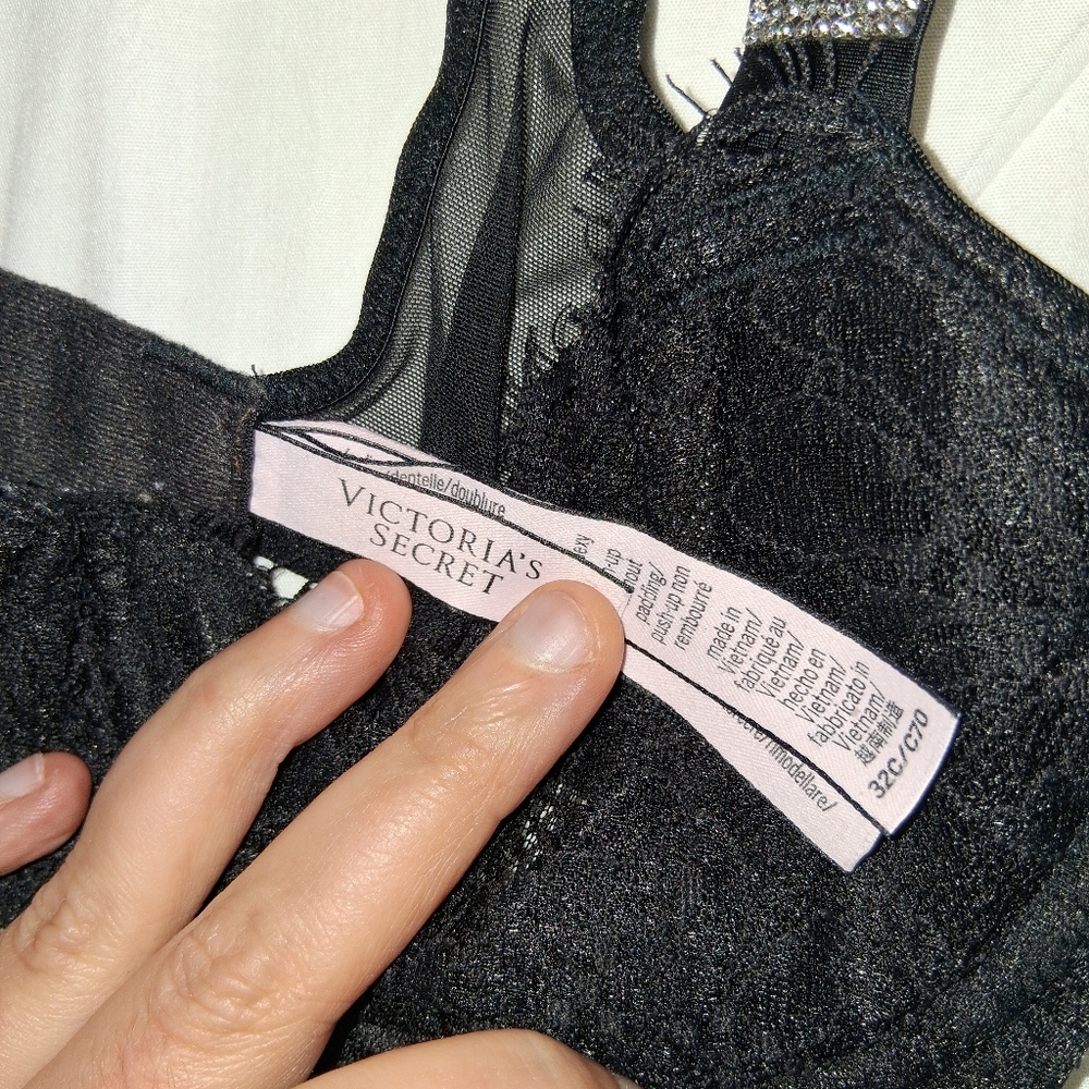 VS 32C  Logo Bling Shine Strap Wicked Black Unlined Bra Floral Lace Uplift Black - Picture 5 of 8